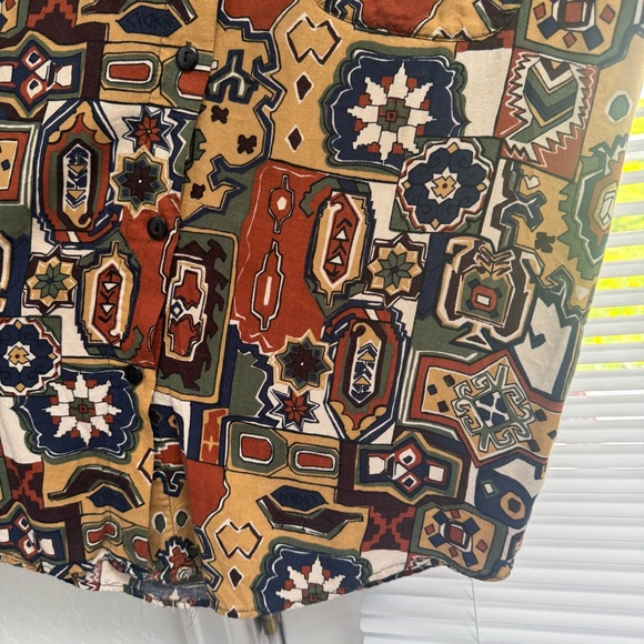 Vintage Geometric Patterned Distressed Blouse - Picture 4 of 10